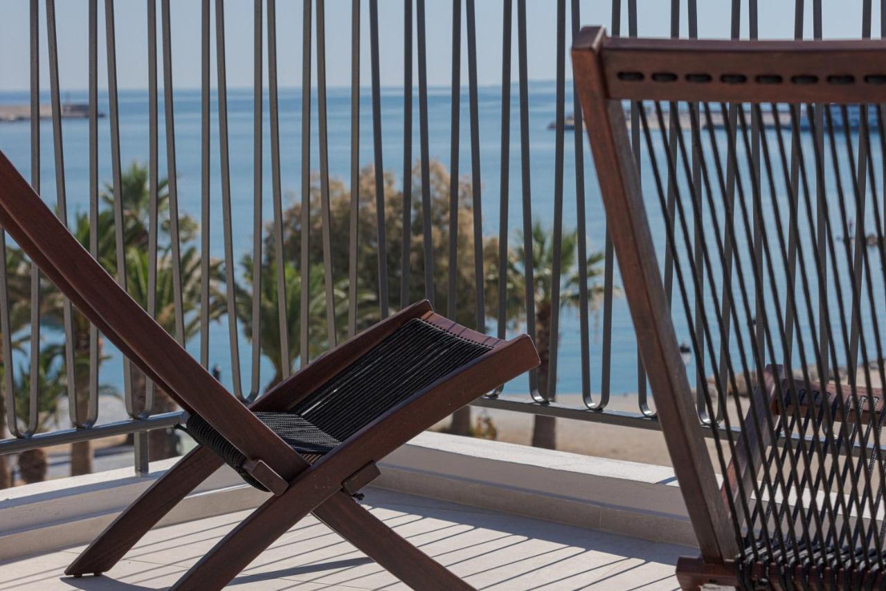 V77 Seafront Suites Rethymno  Bagian luar foto